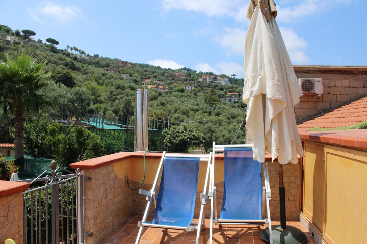 Casa Vacanze Chery Сорренто Экстерьер фото