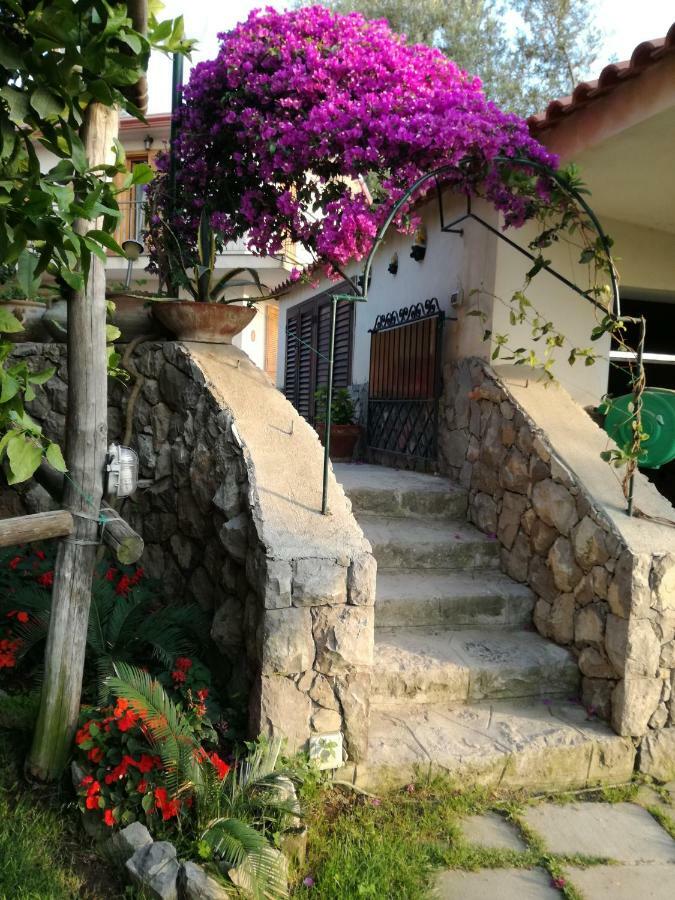 Casa Vacanze Chery Сорренто Экстерьер фото